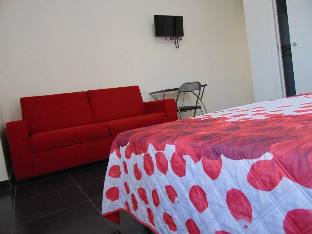 B&B Etna'S Tourist Aeroporto di Catania Fontana Rossa